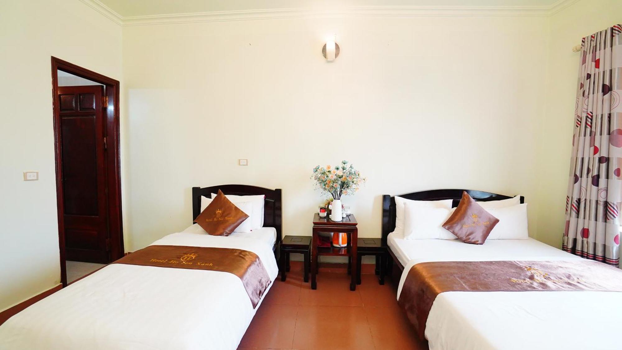Ho Sen Xanh Hotel ハノイ市 エクステリア 写真