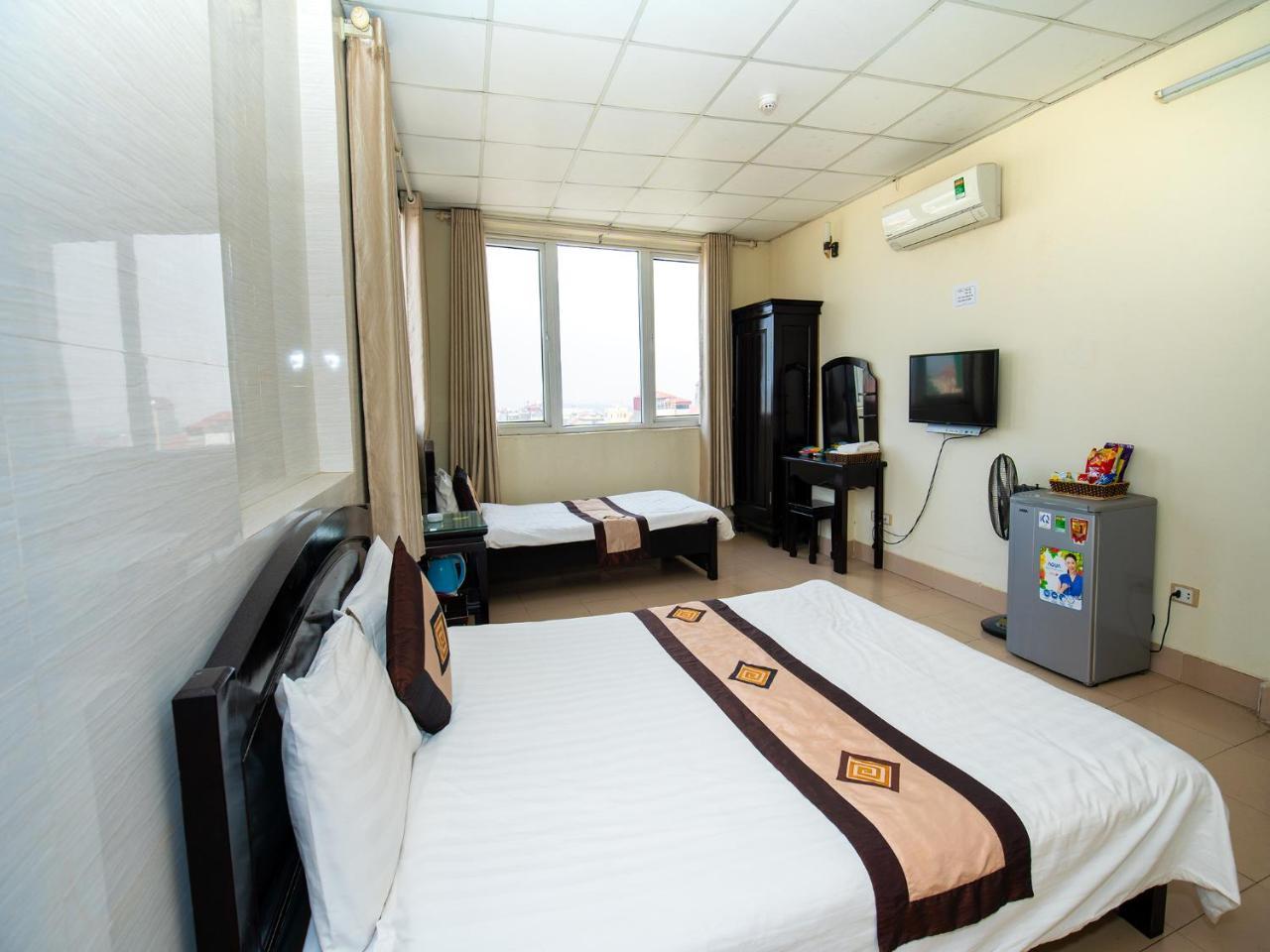 Ho Sen Xanh Hotel ハノイ市 エクステリア 写真