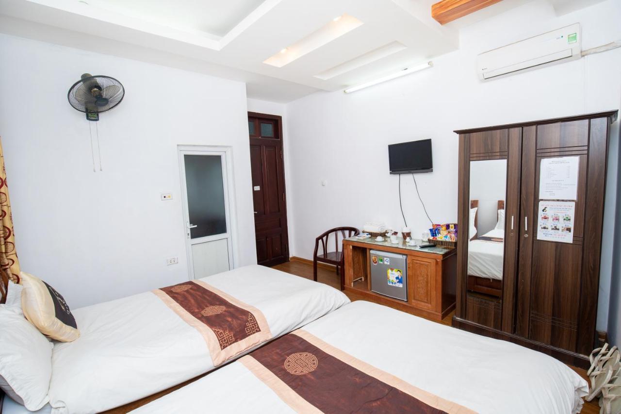 Ho Sen Xanh Hotel ハノイ市 エクステリア 写真
